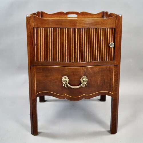 A George III period mahogany tray-top commode